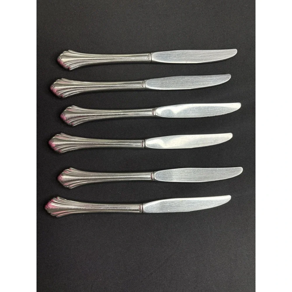 5 ONEIDA  BANCROFT DINNER KNIVES STAINLESS FLATWARE GLOSSY RETIRED 9